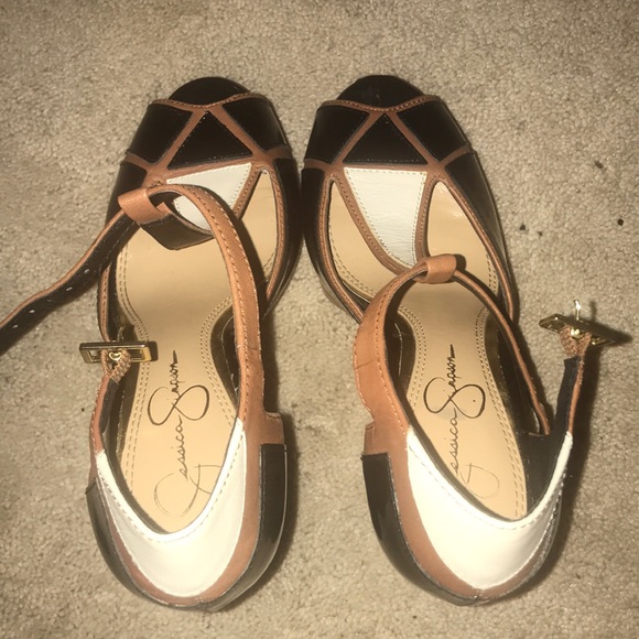 Jessica Simpson peep toe heel - Picture 3 of 7